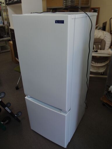 美品■2020年製■ヤマダ電機 ノンフロン冷凍冷蔵庫　YRZ-F15G1■156L