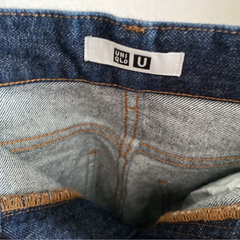 UNIQLO ユニクロ ワイドフィットカーブジーンズの画像