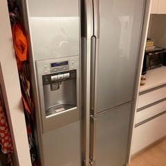 日立　大型　冷蔵庫　R-SBS6200