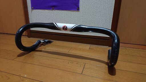 お取引中です。BONTRAGER XXX HCM CARBON VR 400mm C-C 31.8　カーボンハンドル　軽量