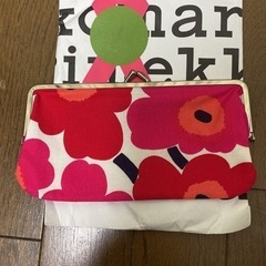 マリメッコ　marimekko がま口　ポーチの画像