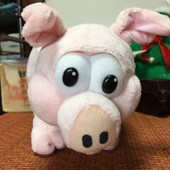 どうぞ！【PINK PIG】ぶたちゃんのぬいぐるみ 可愛く音楽に合わせて鳴きますの画像