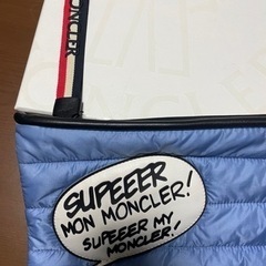 正規品　モンクレール　クラッチバック ライトブルー 中古 値下げしました❗️の画像
