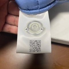正規品　モンクレール　クラッチバック ライトブルー 中古 値下げしました❗️の画像