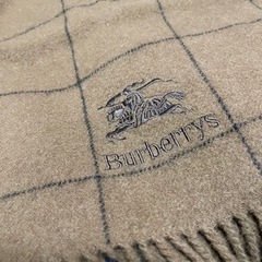 Burberryストール、膝掛けの画像