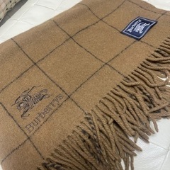 Burberryストール、膝掛けの画像