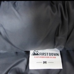 ★最終価格★  【ブランド】FIRST DOWN 【型番】642931  【アイテム名】3M THINSULATE HOODED DOWN 【カラー】マスタード（col.33） 【サイズ】M 【状態】新品未使用（タグ付き）の画像