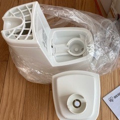 ☆IRIS OHYAMA 加熱式　加湿器美品の画像