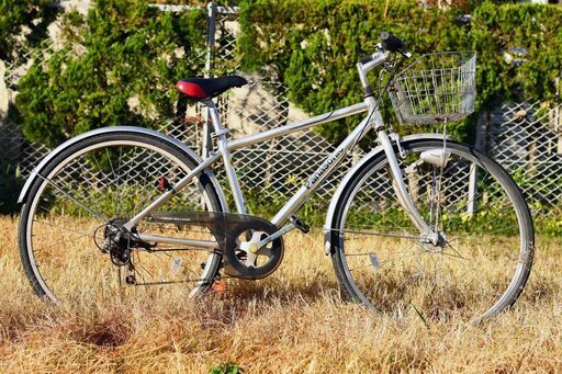 軽いアルミフレーム＋オートライトで通勤・通学に最適！　パナソニック6段変速クロスバイク　イージーライダー