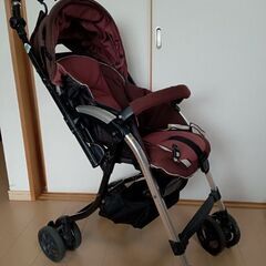 combiのベビーカー