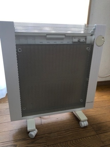 じんわりあったかパネルヒーター