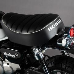 ホンダ【モンキー125 ABS】ドキッとする大人の『黒』の画像