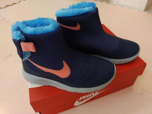 大幅値下　ナイキ Nike タンジュン 18cm ネイビー 冬靴 スノーブーツ