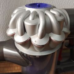 dyson V6