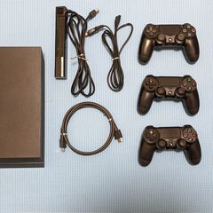PlayStation 4 プレイステーション4本体＋純正コントローラー3台（中古）