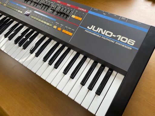 Roland ローランド JUNO-106 アナログシンセサイザー 通電確認済み ソフトケース（使用感あり）付き