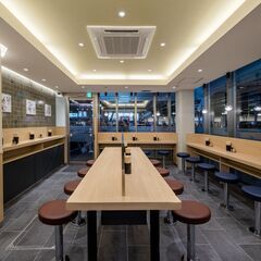 【吉そば　銀座店】立ち食いそば店の調理・販売スタッフ　長く安定して働けます！の画像