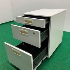 中古 H610　3段ワゴン（白）　複数入荷（鍵付き）取手全面日焼け有り　龍ヶ崎倉庫品の画像