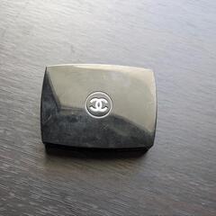 CHANEL　アイシャドウ　シャネルの画像