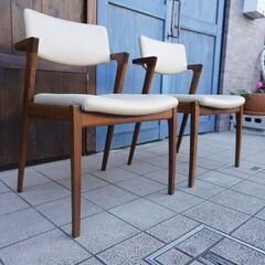 FUJI FURNITURE(冨士ファニチア)のウォールナット材Koti(コティ) アームレスチェア2脚セット！シンプルでモダンなデザインが特徴的で北欧スタイルにもおすすめのダイニングチェア♪①BK453