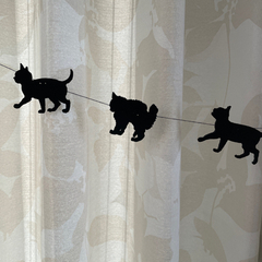 黒猫ガーランドの画像