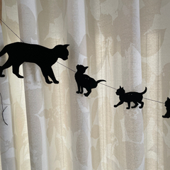 黒猫ガーランドの画像