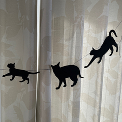 黒猫ガーランドの画像