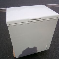 ☆新古品 エスケイジャパン ノンフロン冷凍庫 冷凍ストッカー 142L SFU