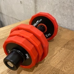 [あげます] ダンベル 可変式 スチール製 10kg x2個セット ダンベルセット バーベル 筋トレ 鉄アレイ Wolfyok バーベルにもなる 無臭素材 静音 錆びない 滑り止め 筋力トレーニング 腕立て伏せ ウェイトトレーニン ダイエット 床傷防止 トレーニング 健康器具 ホームジム ダイエット エクササイズの画像