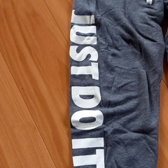 ナイキ スウェットの画像