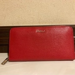 美品☆ FURLA ☆ラウンドzip 長財布  大容量　綺麗なローズ色❣️
