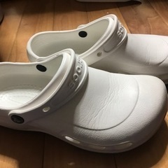 クロックス　ホワイト