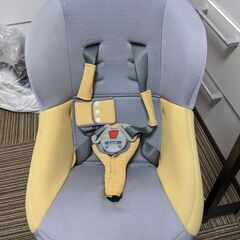 チャイルドシート シートベルト式 コンビ combi