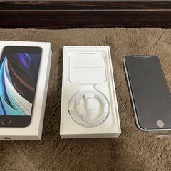 新品 未使用品iPhoneSE2（第２世代） SIMロック解除済...