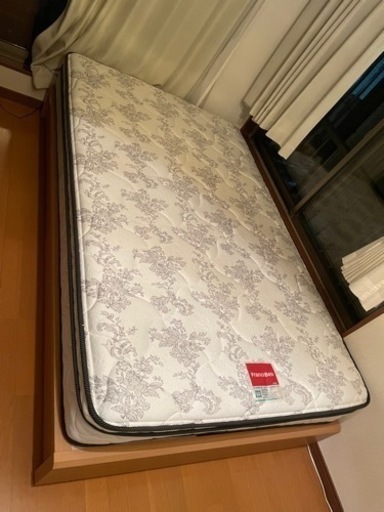 【急募】フランスベッド　セミダブル　すのこ引き出しフレーム&マットレス