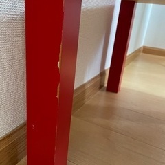 あげます！赤の机！の画像