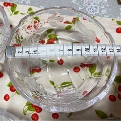 ガラス食器　５個セットの画像