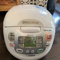 象印炊飯器5.5合　Rice cooker Zojirushi 