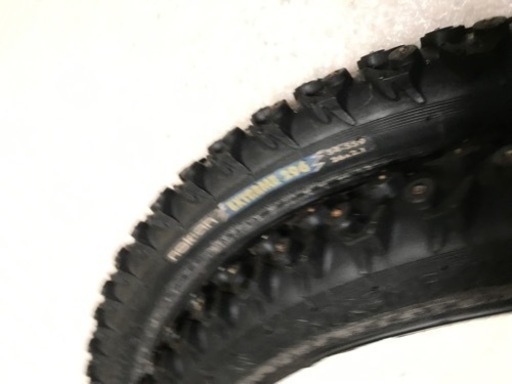 中古スパイクタイヤ2本セット(マウンテンバイク26インチ用)