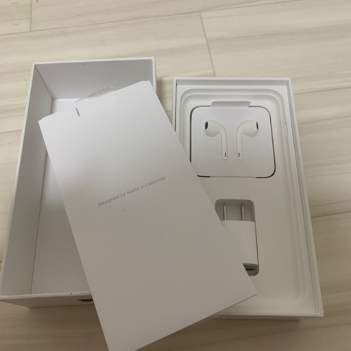 iPhone 7 plus 128G simフリー 美品