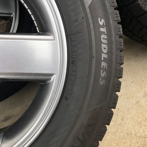 スタッドレス　2019年　ミニバン　ノア　ヴォクシー　トヨタ純正