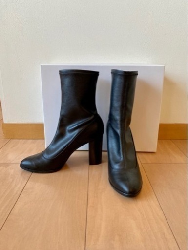 【美品】Viva Angelina ショートブーツ 黒 24.5cm