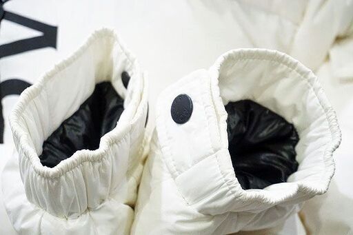 【苫小牧バナナ】MONCLER/モンクレール F20911B54410 サイズ5 MAURESU GIUBBOTTO マウレス ダウン