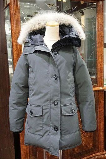 【苫小牧バナナ】良品  /カナダグース 2603 JL BRONTE PARKA ダウンジャケット M グレー ファーフード付き♪