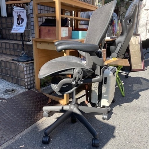売約済み】美品 Aeron Chairs ハーマンミラー hermanmiller アーロン