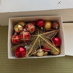 【0円】IKEA クリスマスツリー150cm オーナメントセットの画像