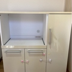 食器棚　キッチンボード　コンセント付き　無料　引き取り限定