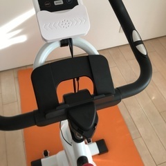 スピンバイク　フィットネスバイクの画像