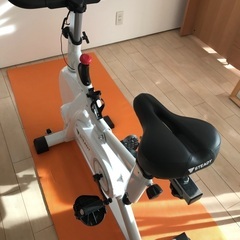 スピンバイク　フィットネスバイクの画像
