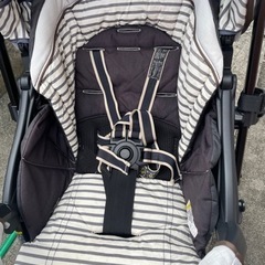 combiコンビ ベビーカーの画像